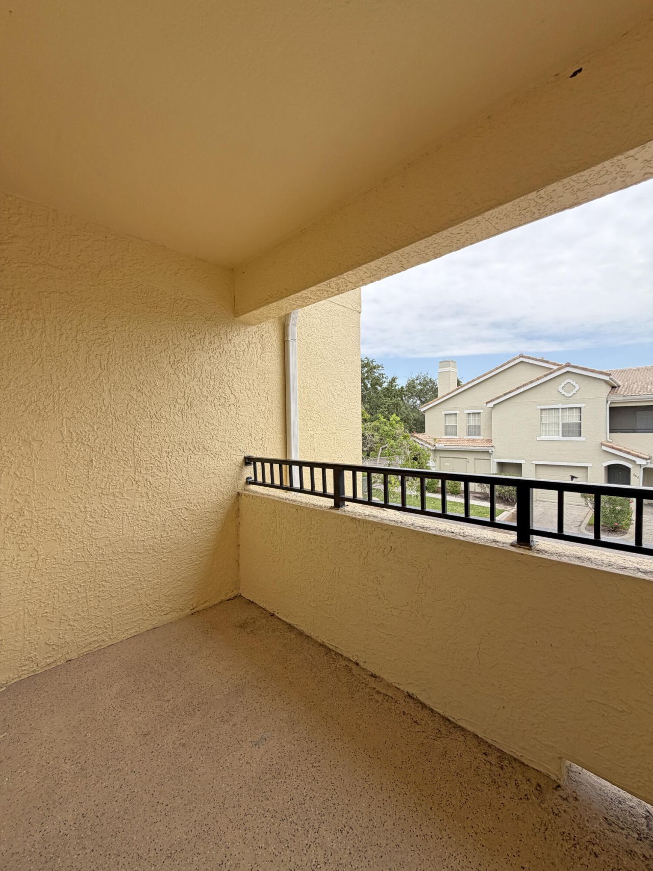 124 SW Peacock Boulevard, Unit 13-206, Port Saint Lucie, FL 34986 Photo