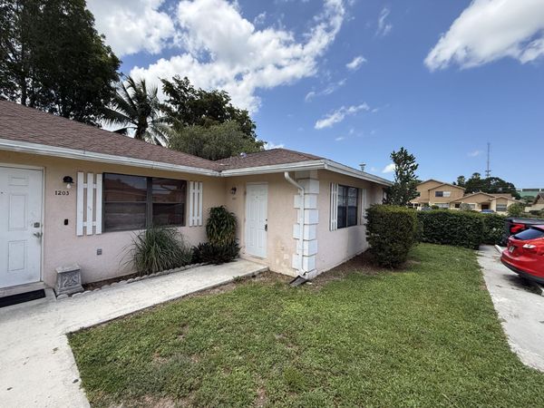 1201 White Pine Drive, Unit 1201, Wellington, FL 33414
