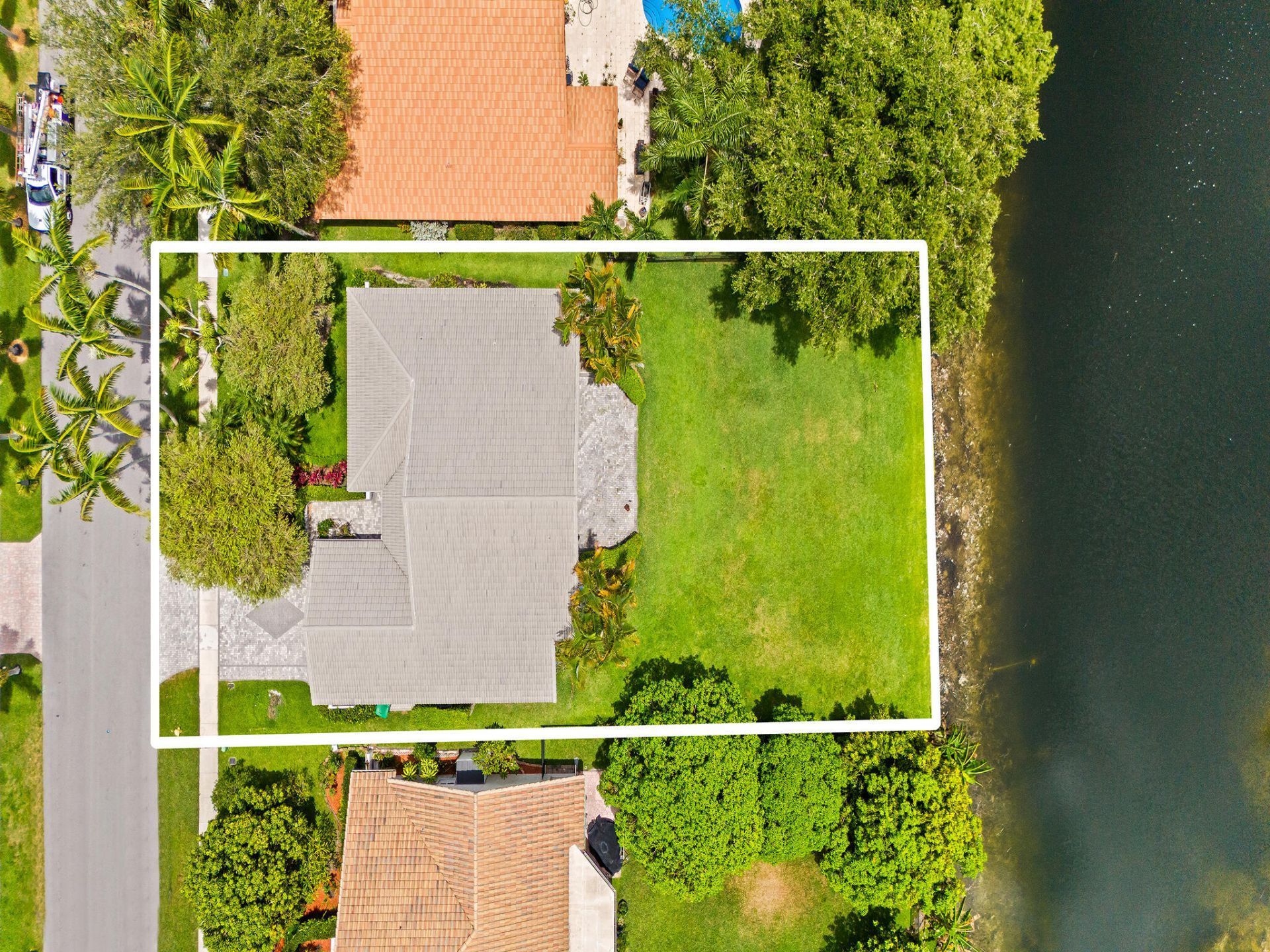1750 W Oak Knoll Circle, Davie, FL 33324 Photo
