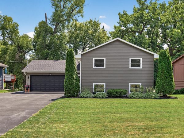 4345 Dakota Street SE, Prior Lake, MN 55372