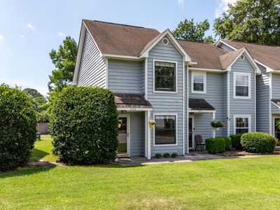 1694 Hunters Run Drive, Mount Pleasant, SC 29464