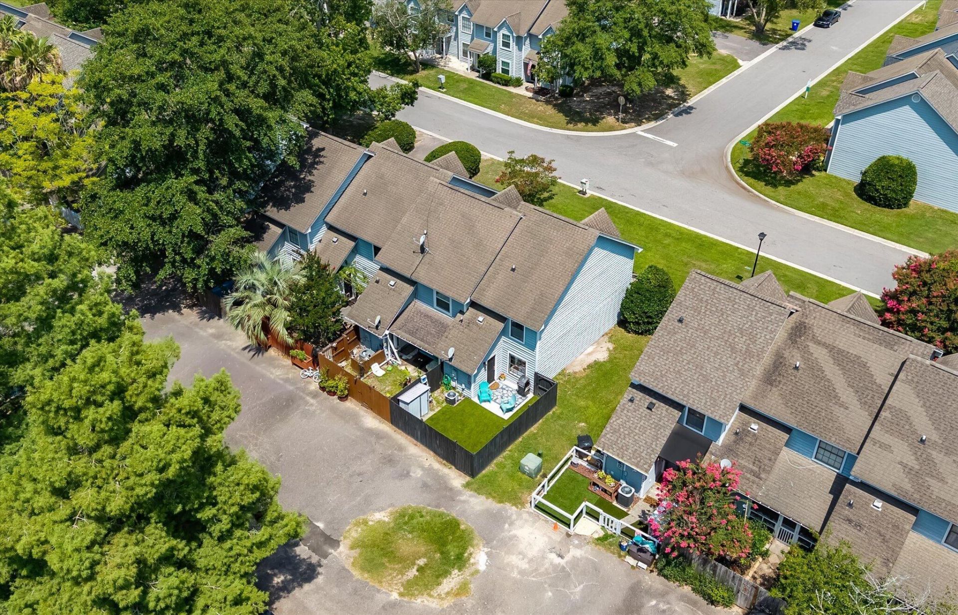1694 Hunters Run Drive Photo 22