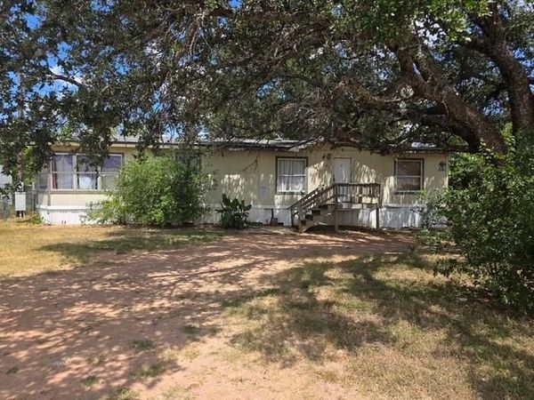 201 Aster ST , Kingsland, TX 78639