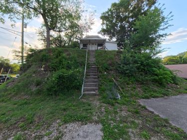 803 Main Street, Ravenna, KY 40472
