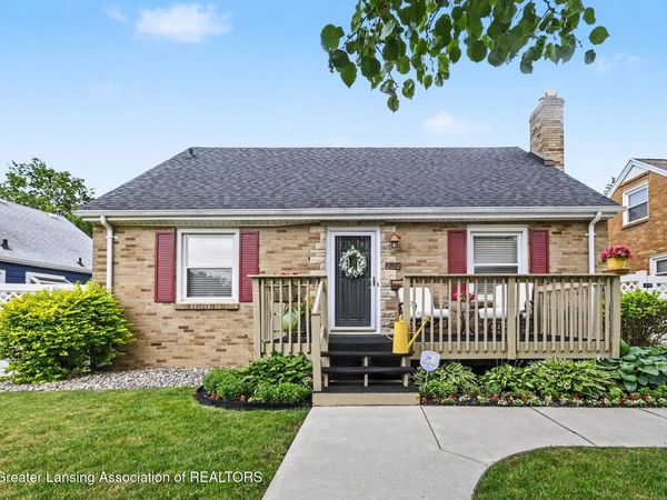 2122 Quentin Avenue, Lansing, MI 48910