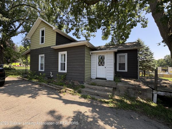 352 E Main Street, Vermontville, MI 49096