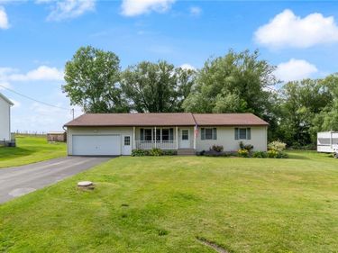 7595 Salmon Creek Road , Williamson, NY 14589