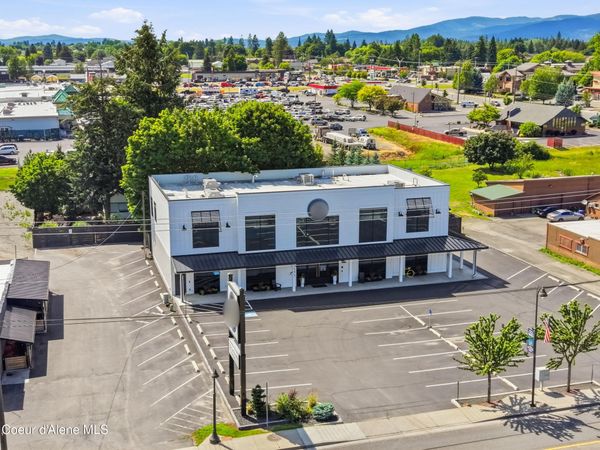 9493 N GOVERNMENT WAY , Hayden, ID 83835