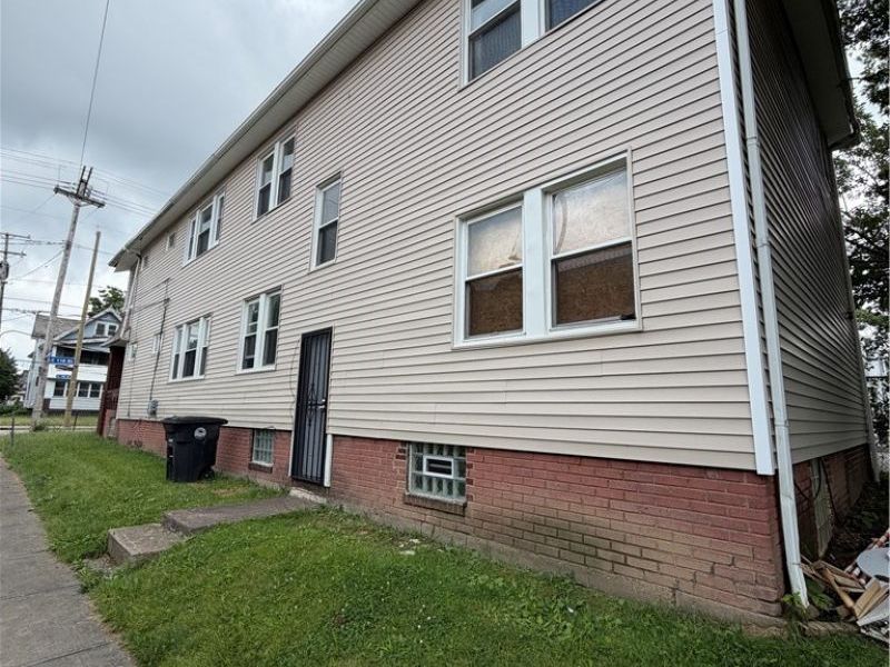 3038 E 116th Street, Cleveland, OH 44120 Photo 3