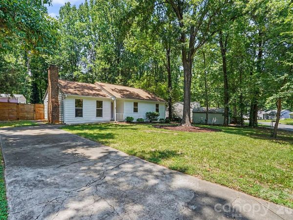 5301 Great Wagon Road, Charlotte, NC 28215