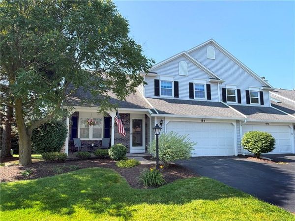 184 Lac Kine Dr , Rochester, NY 14618