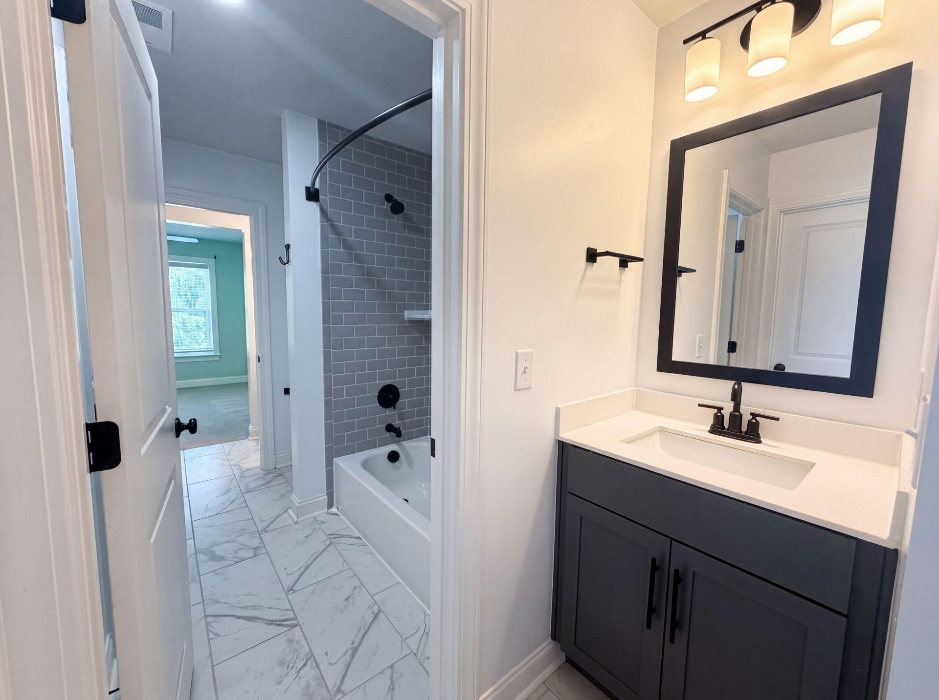 203 Plowden Mill Court Photo 18