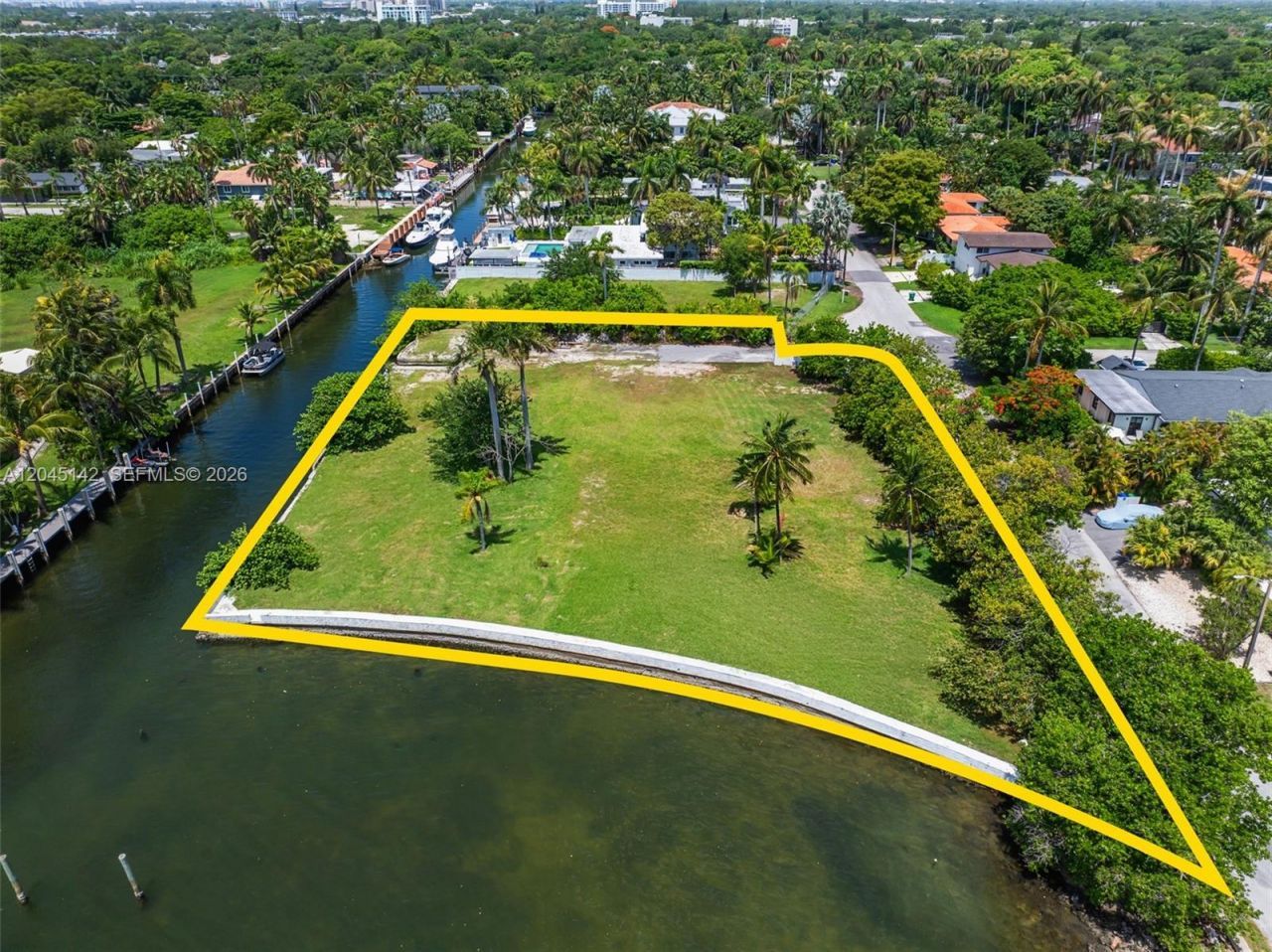 1132 NE 84th St , Miami, FL 33138 Photo