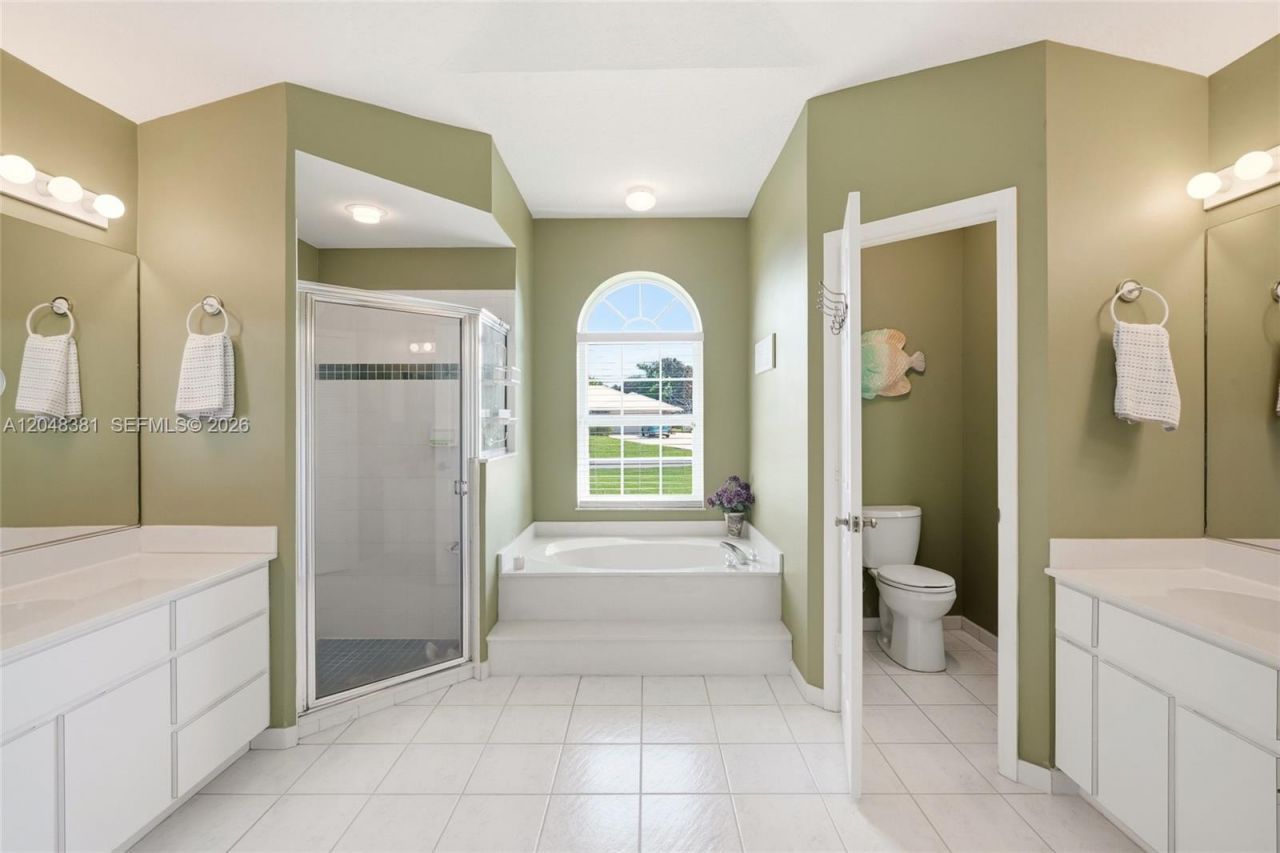 2472 SE Hillard Rd , Port Saint Lucie, FL 34952 Photo