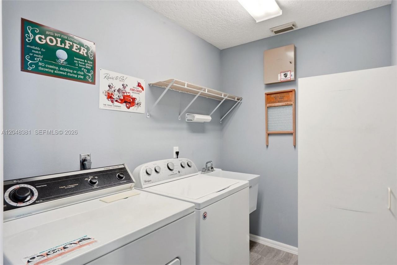 2472 SE Hillard Rd , Port Saint Lucie, FL 34952 Photo