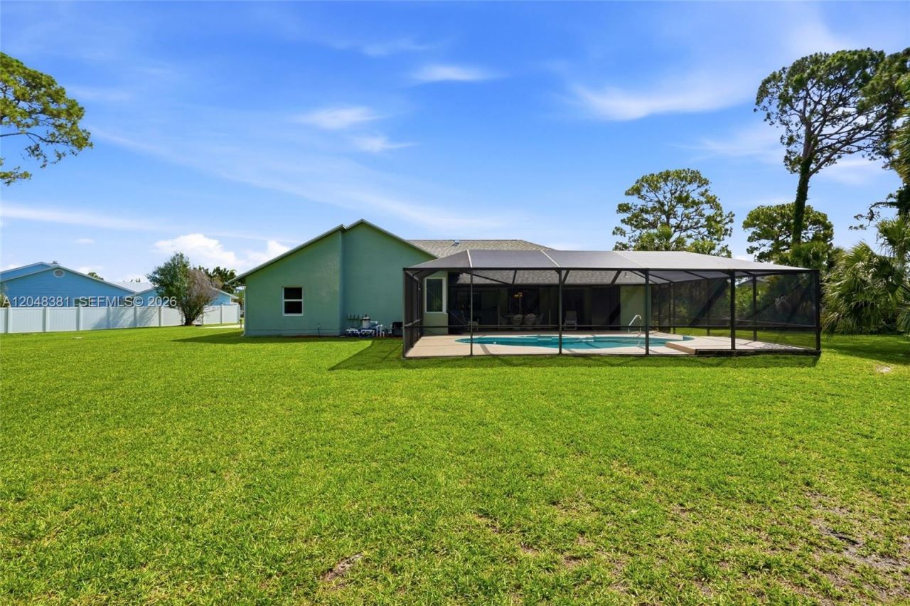 2472 SE Hillard Rd , Port Saint Lucie, FL 34952 Photo