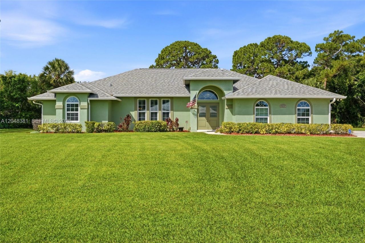 2472 SE Hillard Rd , Port Saint Lucie, FL 34952 Photo