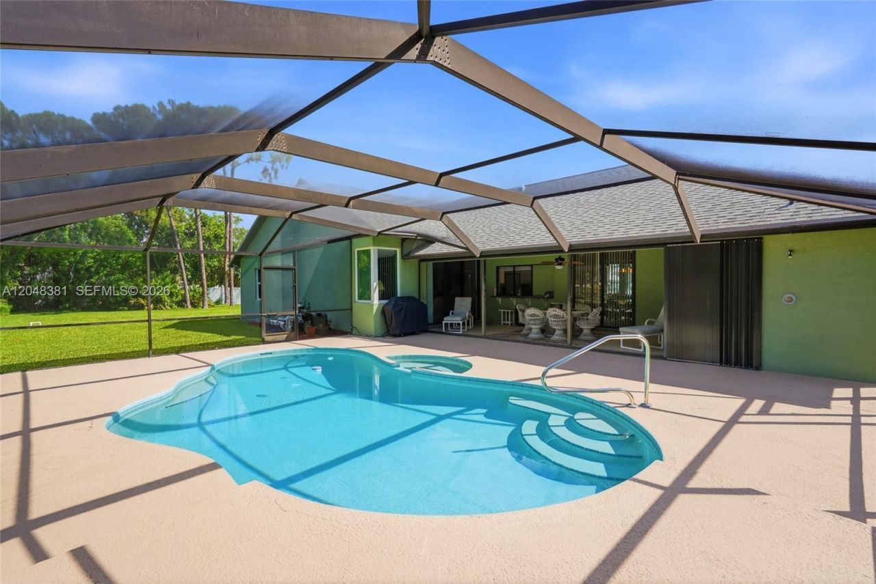 2472 SE Hillard Rd , Port Saint Lucie, FL 34952 Photo