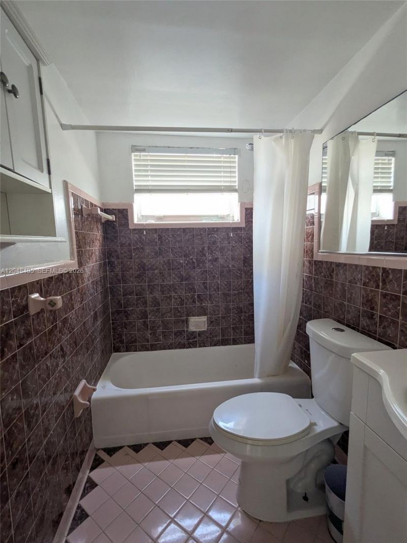 7805 Crespi Blvd , Unit 1, Miami Beach, FL 33141 Photo