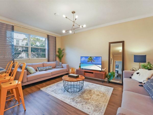 359 Meridian Ave , Unit A104, Miami Beach, FL 33139