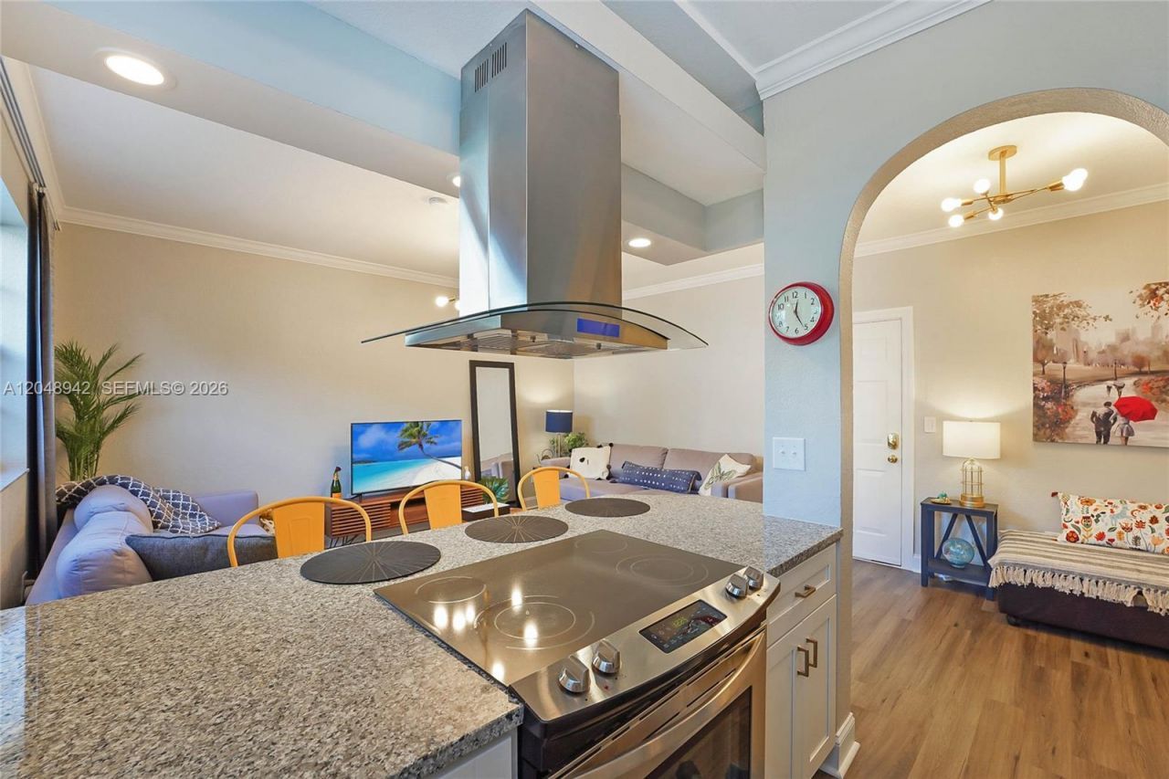 359 Meridian Ave , Unit A104, Miami Beach, FL 33139 Photo