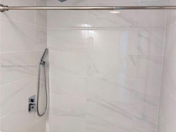 453 SW 2nd St , Unit 306C, Miami, FL 33130