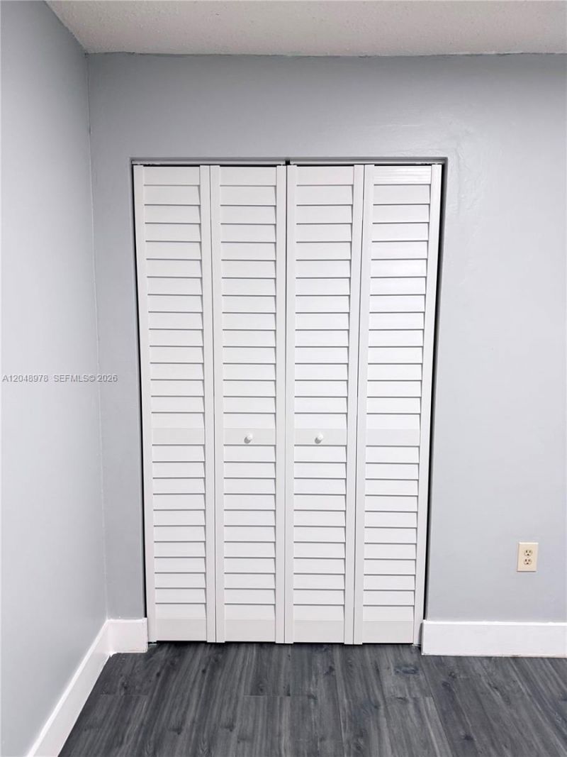 453 SW 2nd St, Unit 306C, Miami, FL 33130 Photo