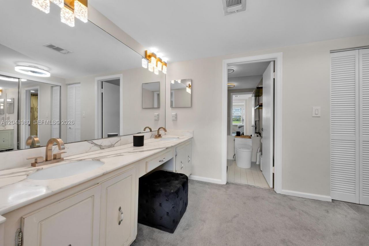 155 Ocean Lane Dr, Unit 413, Key Biscayne, FL 33149 Photo