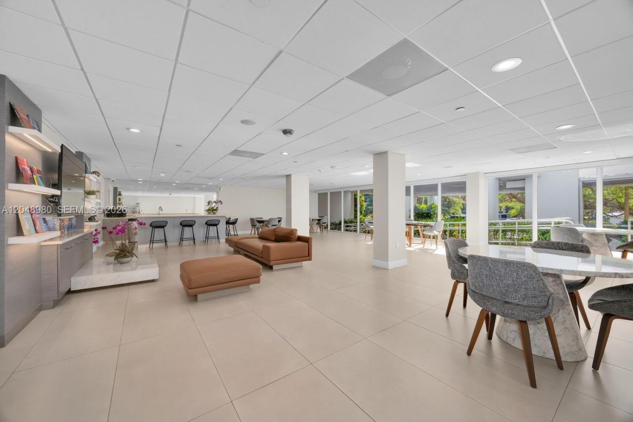 155 Ocean Lane Dr, Unit 413, Key Biscayne, FL 33149 Photo