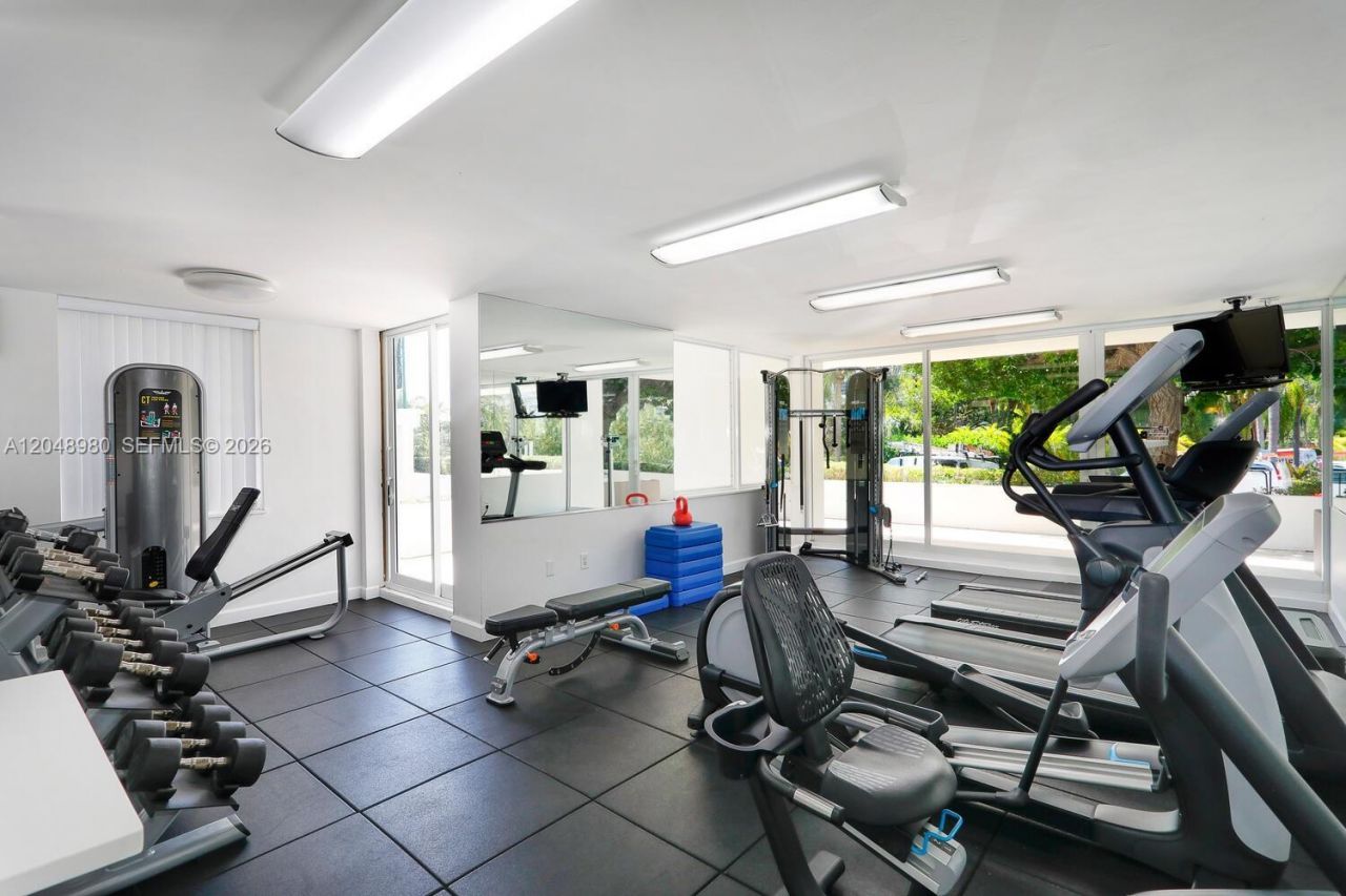 155 Ocean Lane Dr, Unit 413, Key Biscayne, FL 33149 Photo
