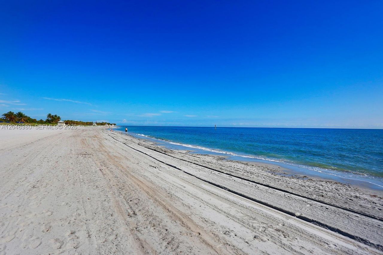 155 Ocean Lane Dr, Unit 413, Key Biscayne, FL 33149 Photo