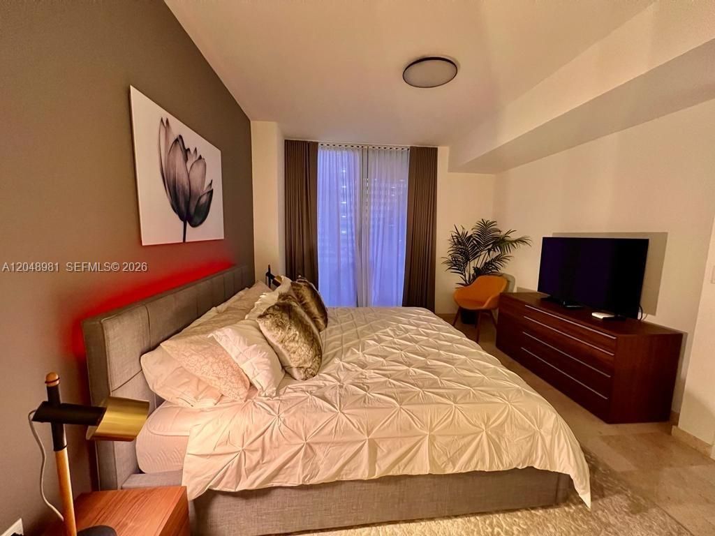 88 SW 7th St , Unit 808, Miami, FL 33130 Photo
