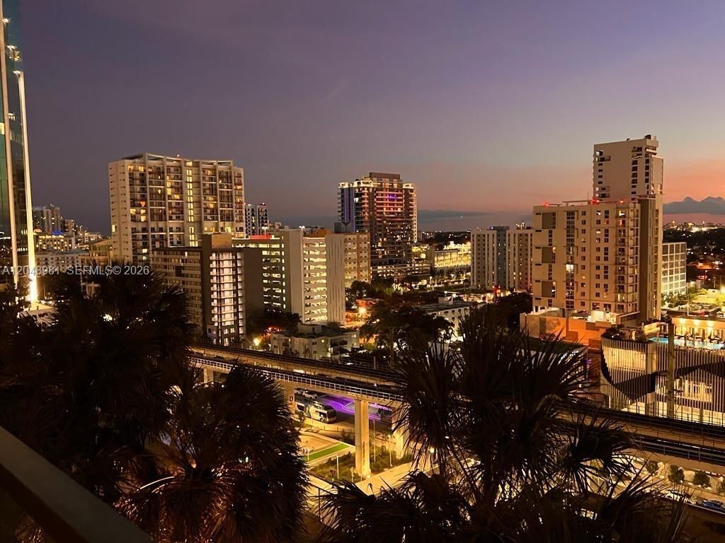 88 SW 7th St , Unit 808, Miami, FL 33130 Photo