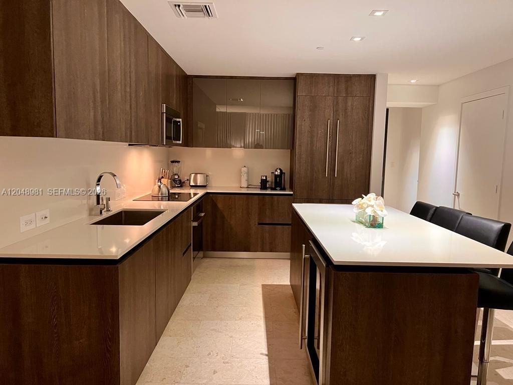 88 SW 7th St , Unit 808, Miami, FL 33130 Photo