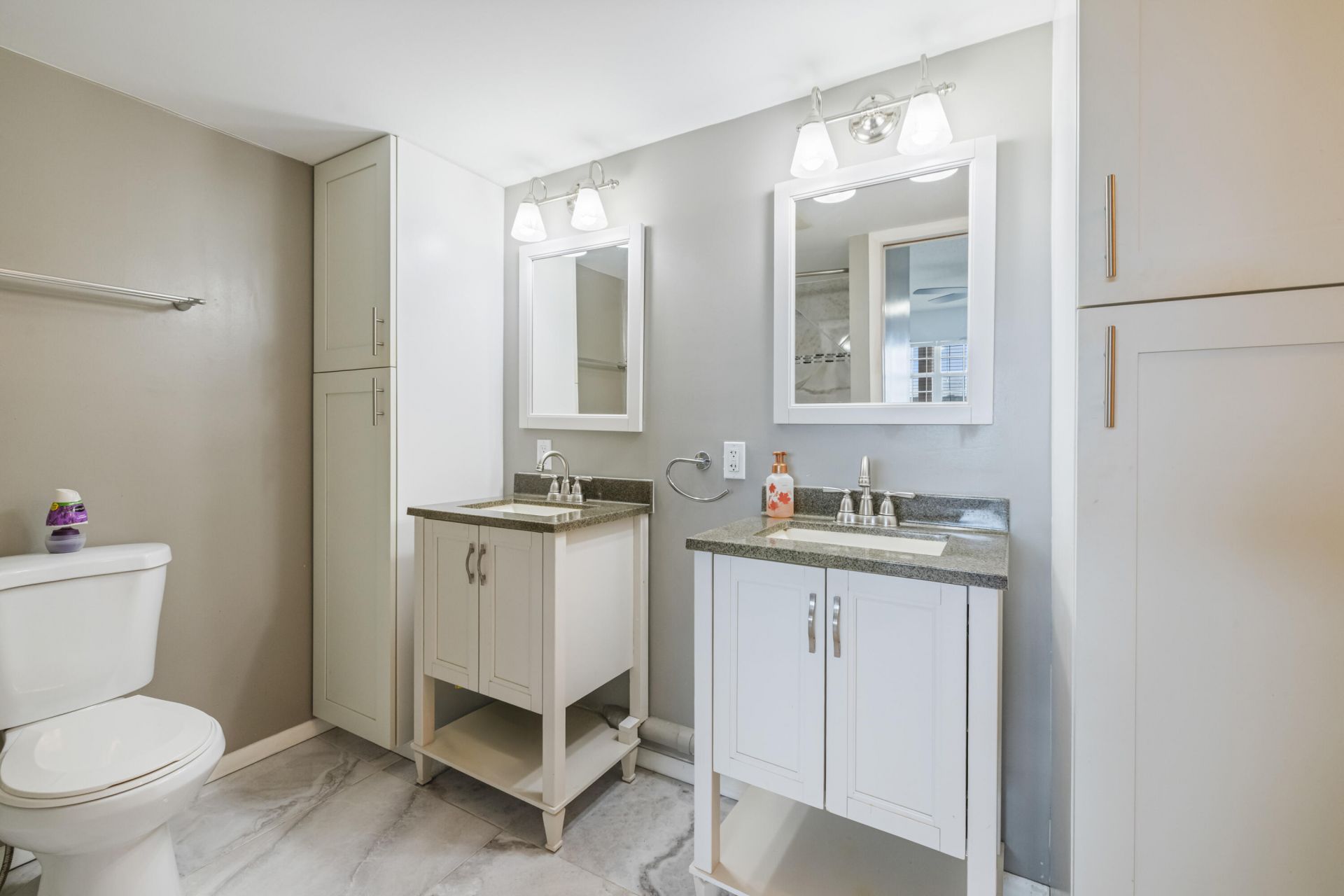575 Oaks Lane, Unit 708, Pompano Beach, FL 33069 Photo