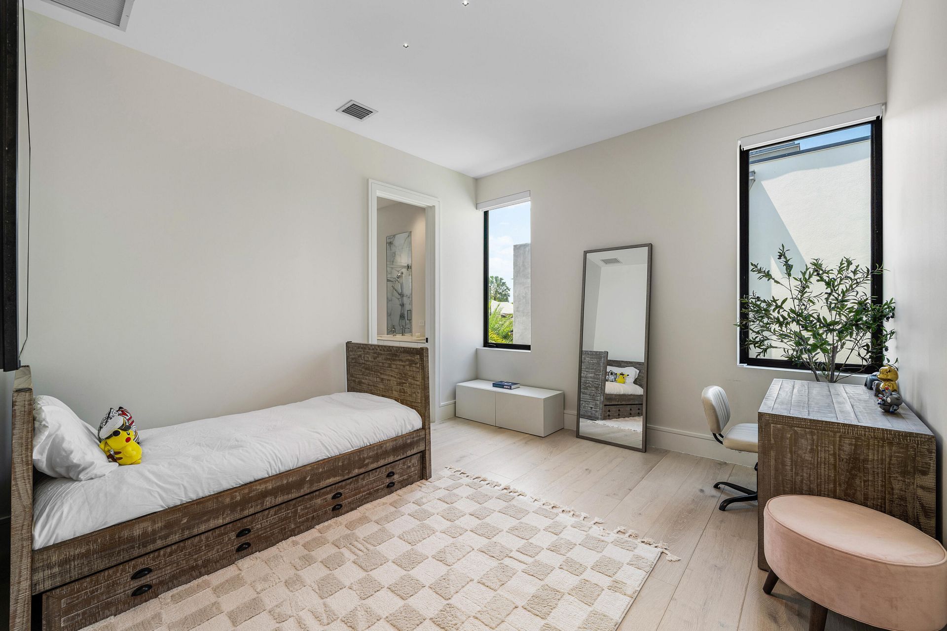 1670 E Terra Mar Drive, Lauderdale by the Sea, FL 33062 Photo