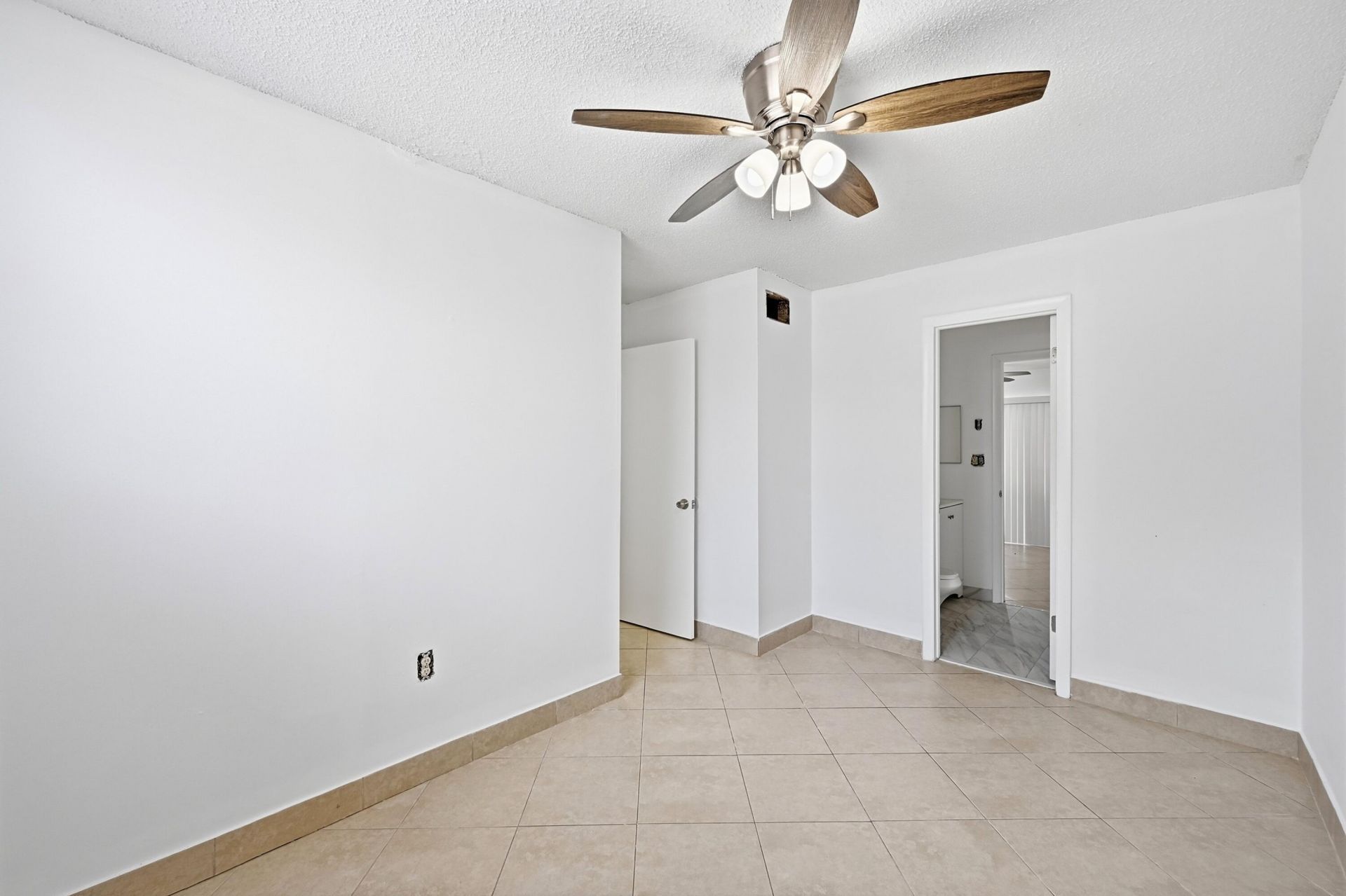 4012 Del Rio Way, Sunrise, FL 33351 Photo