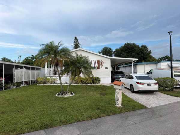 2141 SW 87th Terrace, Davie, FL 33324