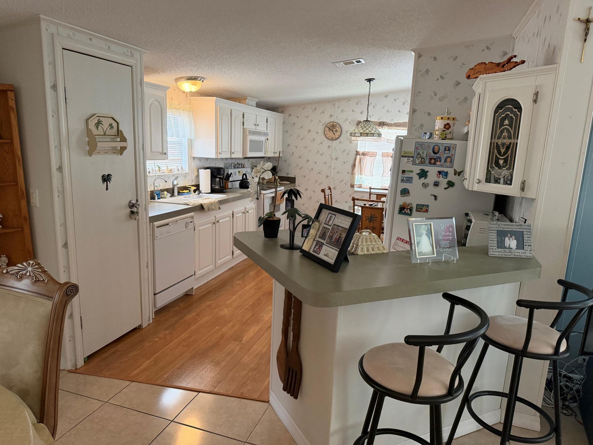 2141 SW 87th Terrace, Davie, FL 33324 Photo