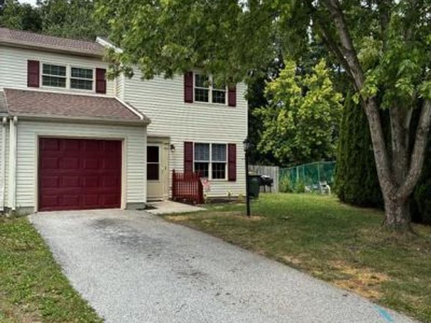 3121 Sundial Road, Dover, PA 17315 Main Photo