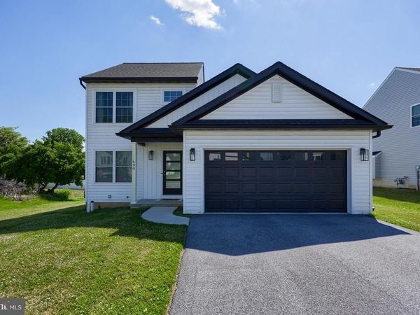 690 N FIELD DRIVE , LANCASTER, PA 17603