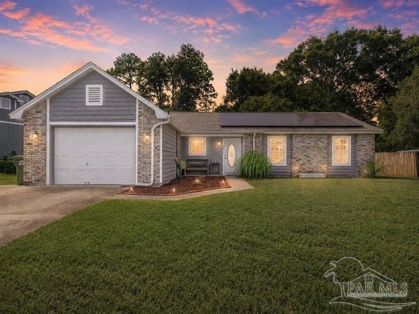 6473 Memphis Ave, Pensacola, FL 32526
