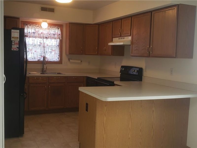 15032 Woodsong Drive, Middlefield, OH 44062 Photo 7