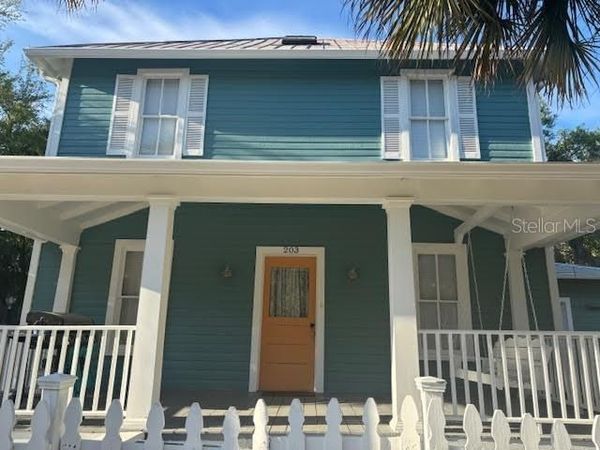 201 E VOORHIS AVENUE , DELAND, FL 32724