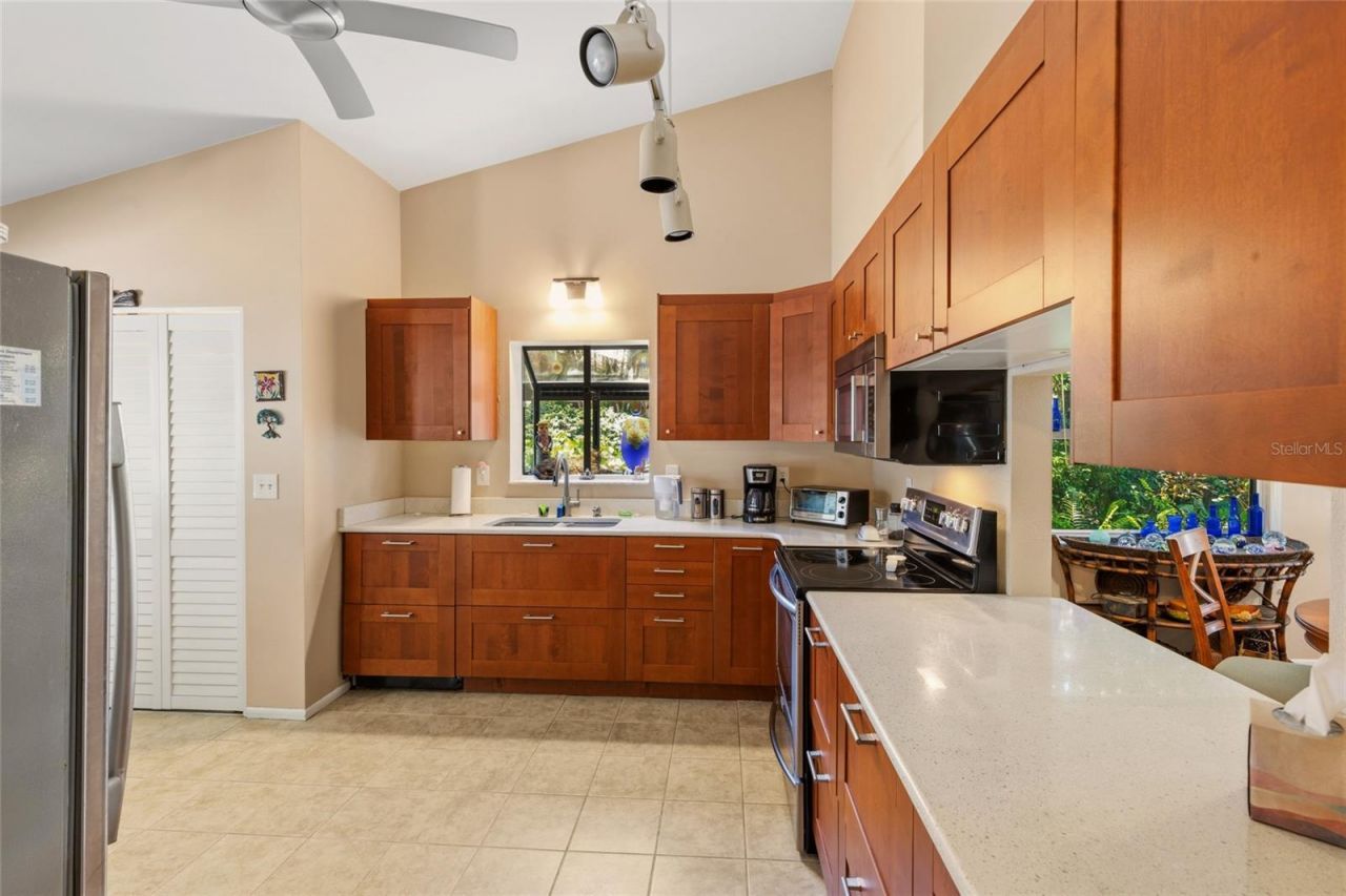 4845 Village Gardens Drive, Unit 177, Sarasota, FL 34234 Photo