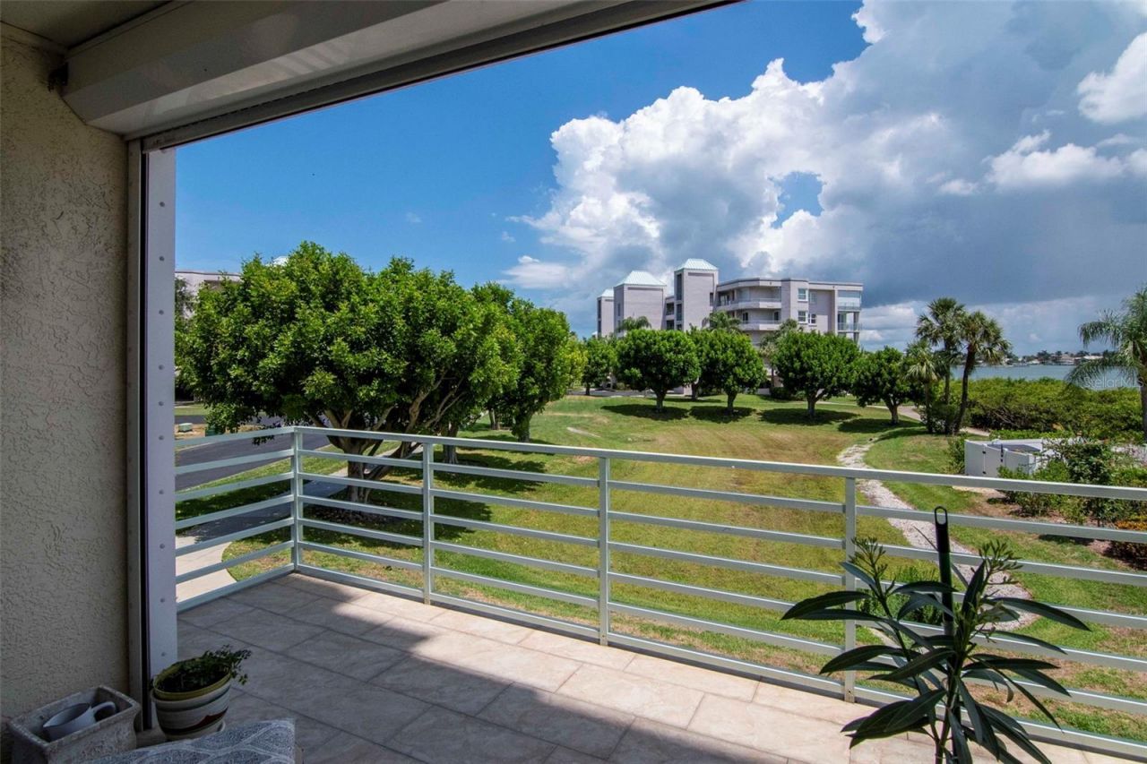 7979 Sailboat Key Boulevard S, Unit 101, South Pasadena, FL 33707 Photo