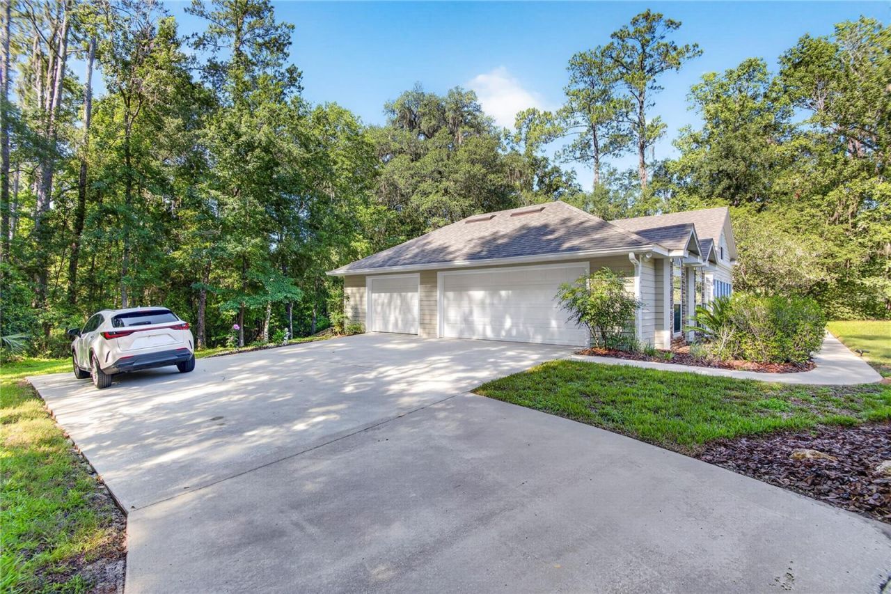 11415 NW 10th Lane, Gainesville, FL 32606 Photo