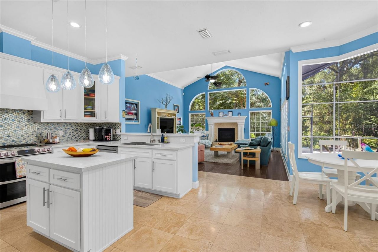 11415 NW 10th Lane, Gainesville, FL 32606 Photo