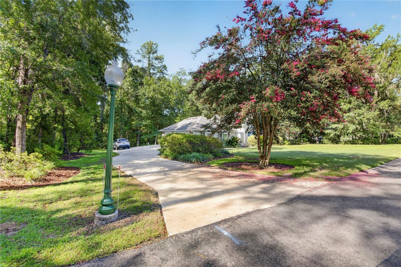 11415 NW 10th Lane, Gainesville, FL 32606 Photo