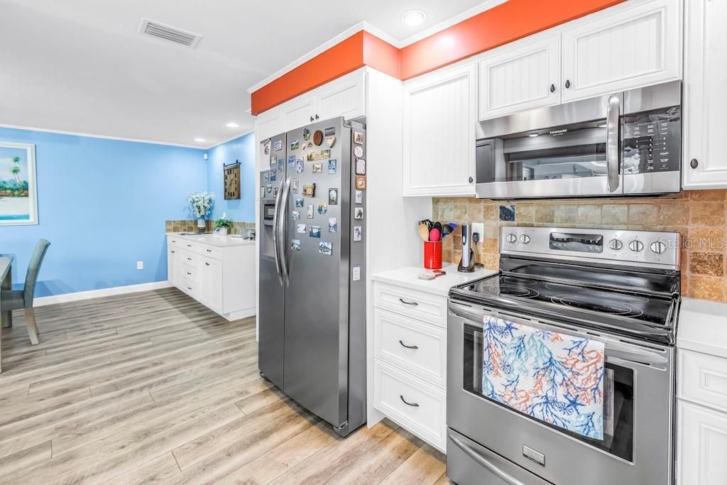 731 Oberlin Drive , Clearwater, FL 33765 Photo